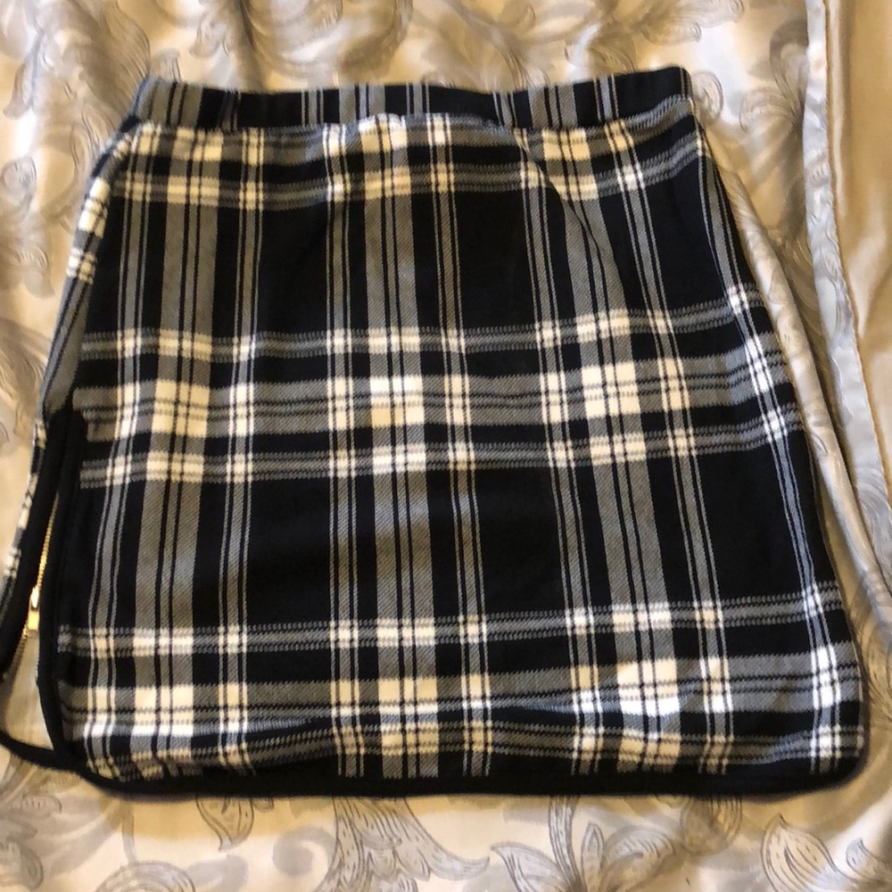Plaid side zip mini skirt